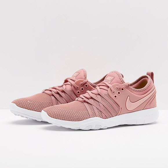 nike free tr7 pink